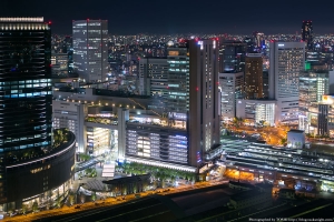 【画像】 大阪に新しくできた商業施設の規模が物凄い件 東京(笑)