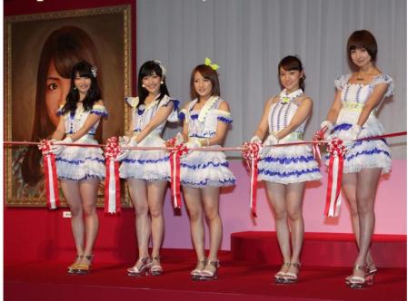 AKB48_5thSousenkyo_Opening.jpg