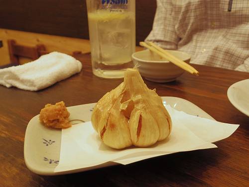 deep fried takko garlic in gottsuri, aomori sakaba, minamisemju station, 250320 1-10_s