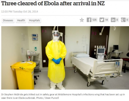 NZのエボラ対策用防護服は黄色。
